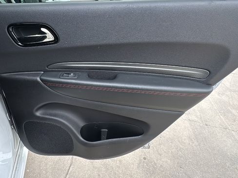 Certified 2025 Dodge Durango GT image 27