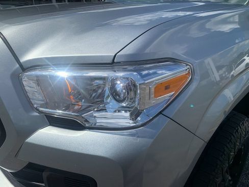 Used 2023 Toyota Tacoma SR AWD/4WD image 33