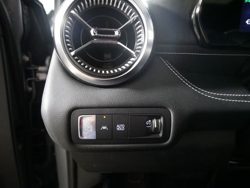 Used 2024 Chevrolet Blazer EV LT AWD/4WD image 26