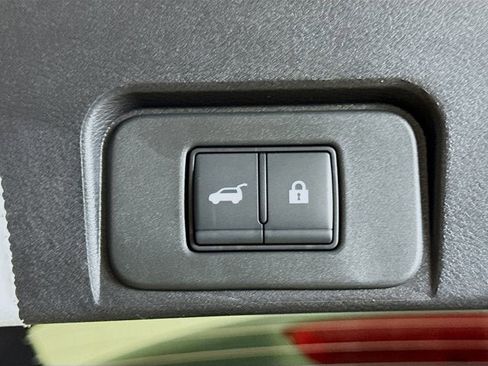 New 2026 Nissan Rogue SV image 25