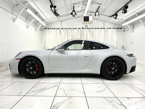 Certified 2024 Porsche 911 Carrera 4 GTS image 16