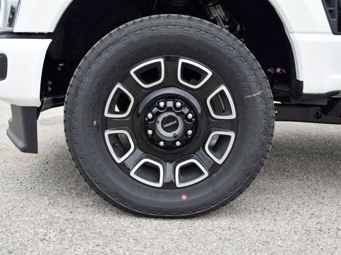 New 2026 Ford F250 Platinum image 25