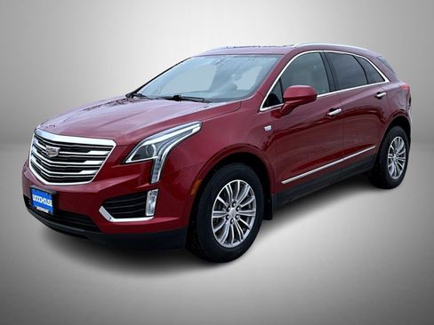 Used 2019 Cadillac XT5 Luxury image 1