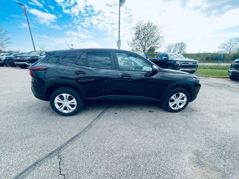 Used 2024 Chevrolet Trax LS FWD image 6