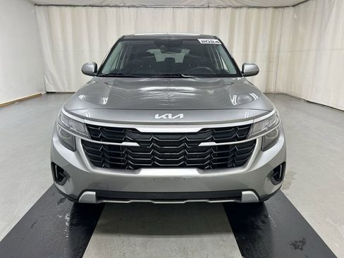 Certified 2024 Kia Seltos LX AWD/4WD image 3