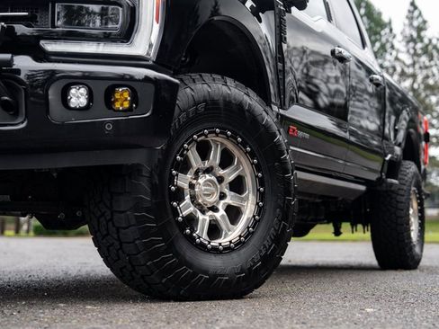 Used 2024 Ford F250 Platinum image 48