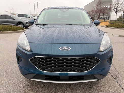 Used 2020 Ford Escape SE image 2