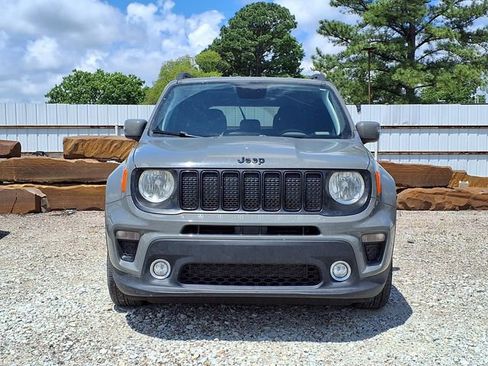 Used 2020 Jeep Renegade Altitude FWD image 2