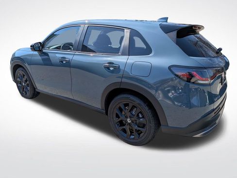 Used 2024 Honda HR-V Sport image 3