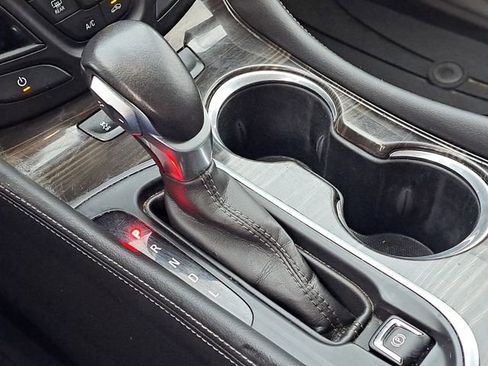 Used 2019 Buick Envision Essence image 16