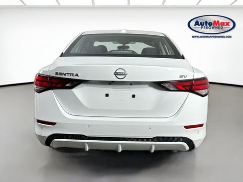Used 2024 Nissan Sentra SV image 7