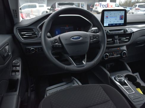 Used 2024 Ford Escape Active image 18