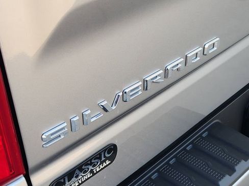Used 2025 Chevrolet Silverado 1500 Custom RWD image 9