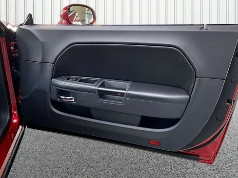 Used 2009 Dodge Challenger R/T RWD image 25