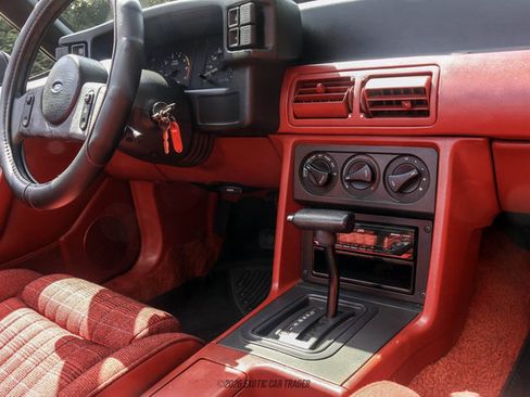 Used 1988 Ford Mustang GT RWD image 41