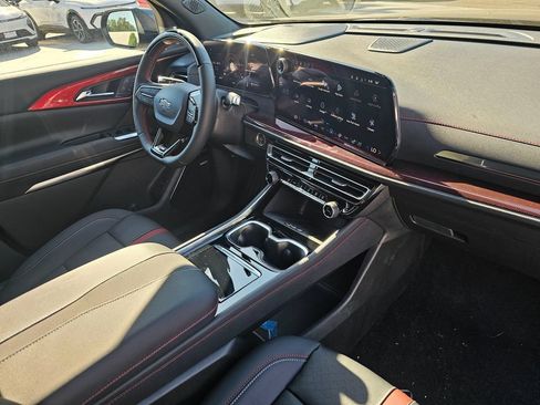 New 2026 Chevrolet Traverse RS AWD/4WD image 10