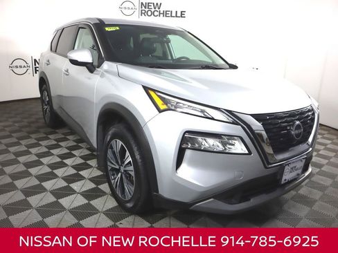 Certified 2022 Nissan Rogue SV image 1