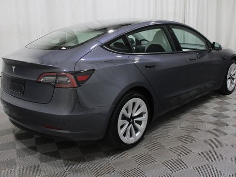 Used 2023 Tesla Model 3 Standard Range RWD image 27