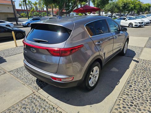 Used 2018 Kia Sportage LX image 5