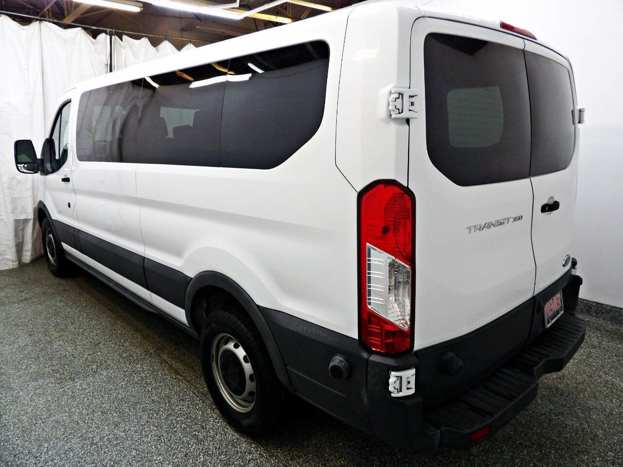 Used 2018 Ford Transit 350 XL RWD image 4