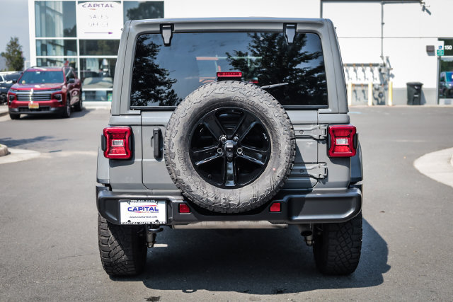 Used 2021 Jeep Wrangler Unlimited Sahara AWD/4WD image 23