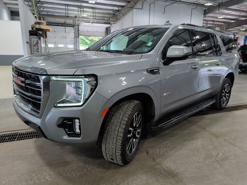Used 2023 GMC Yukon XL AT4 AWD/4WD image 6