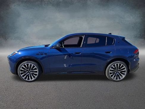 Used 2025 Maserati Grecale Modena AWD/4WD image 7