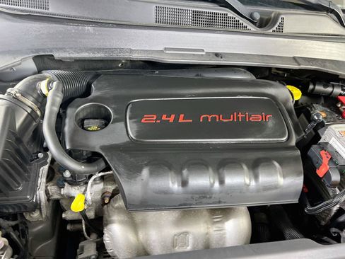 Used 2022 Jeep Compass Limited AWD/4WD image 28