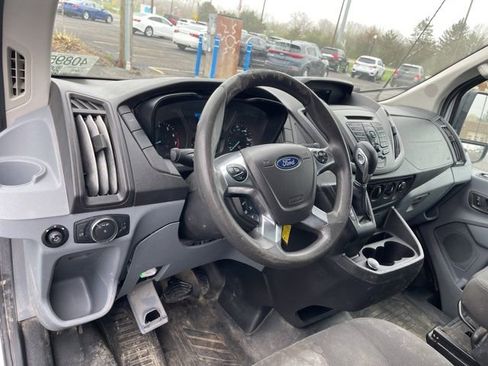 Used 2019 Ford Transit 250 148 Medium Roof image 9