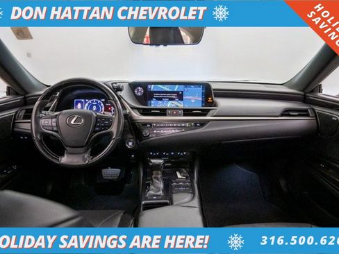 Used 2019 Lexus ES 350 Ultra Luxury image 3