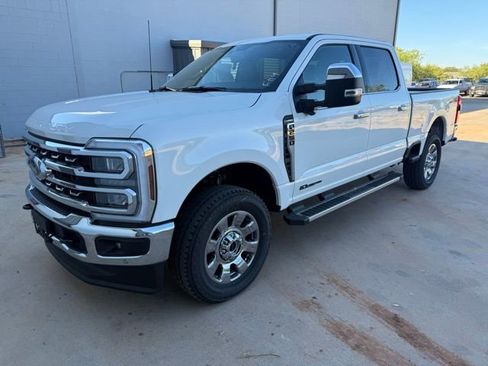 New 2026 Ford F250 Lariat w/ Lariat Premium Package image 3