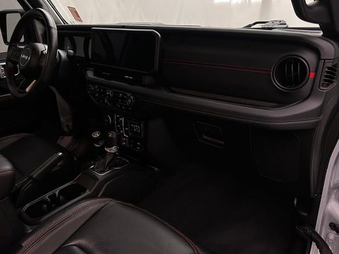 Used 2024 Jeep Wrangler Unlimited Rubicon 392 AWD/4WD image 19