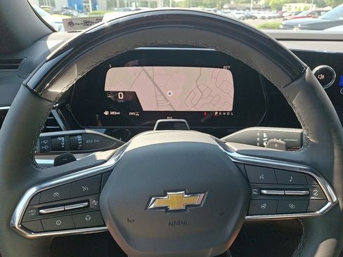 New 2026 Chevrolet Suburban High Country AWD/4WD image 9