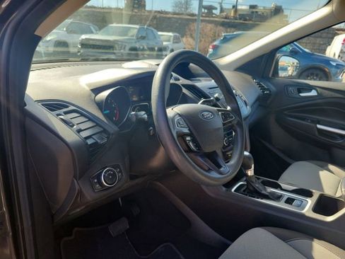 Used 2017 Ford Escape SE image 13