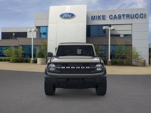 New 2025 Ford Bronco 4-Door image 6