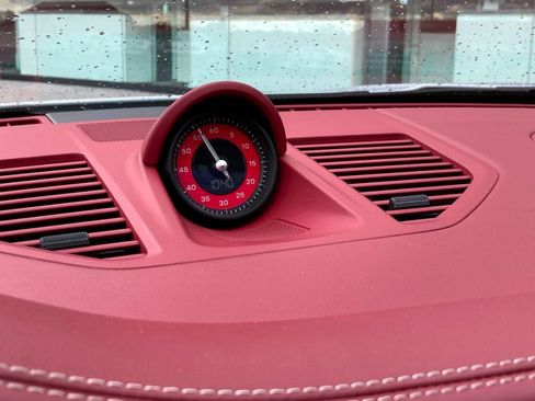 Certified 2024 Porsche 911 Carrera image 16