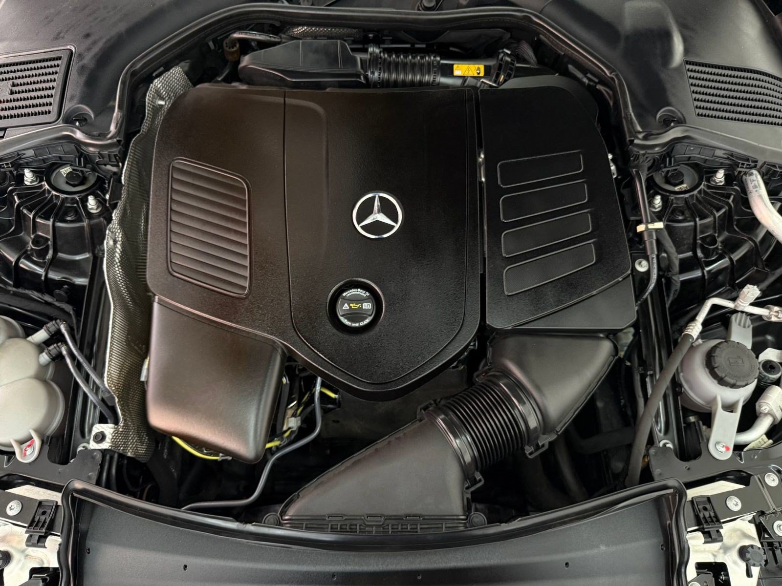Certified 2024 Mercedes-Benz C 300 Sedan image 32