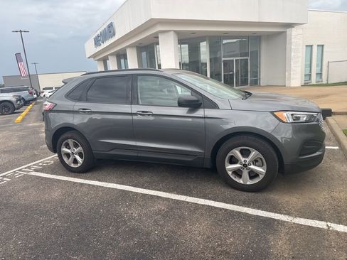 Used 2024 Ford Edge SE AWD/4WD image 14