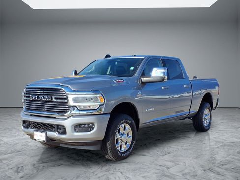 Used 2024 RAM 2500 Laramie image 4