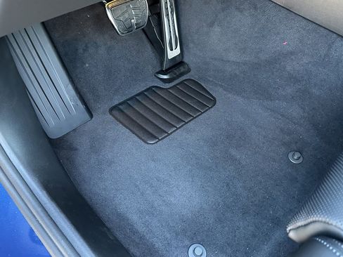 Used 2025 BMW i5 xDrive40 w/ M Sport Package image 16