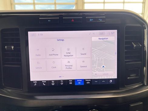 Used 2024 Ford F250 Lariat w/ Chrome Package image 27