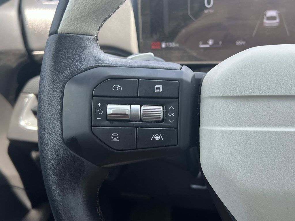 Used 2025 Kia K4 GT-Line w/ GT-Line Premium Package FWD image 30