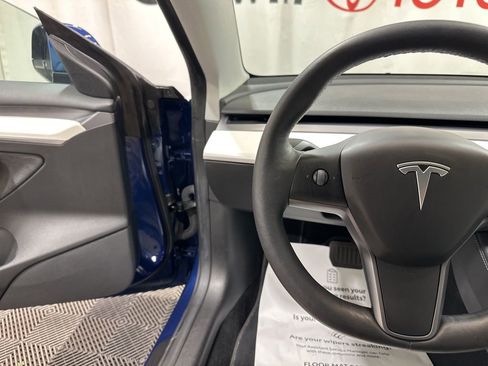 Used 2022 Tesla Model 3 Long Range image 25
