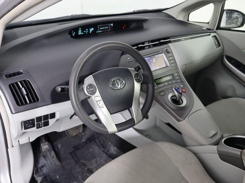 Used 2015 Toyota Prius Two image 25
