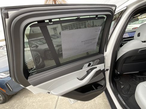 New 2026 BMW X5 sDrive40i image 22