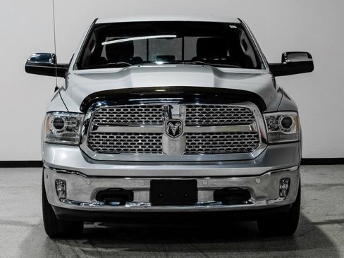 Used 2015 RAM 1500 Laramie w/ Convenience Group AWD/4WD image 3