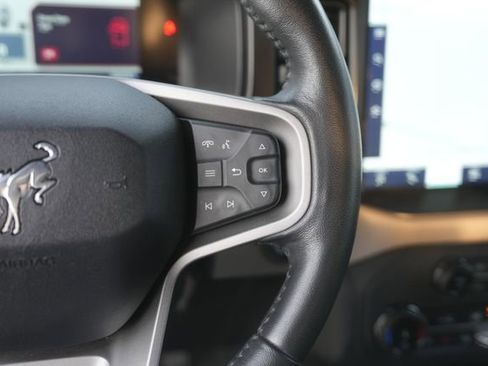 Used 2022 Ford Bronco Wildtrak image 23