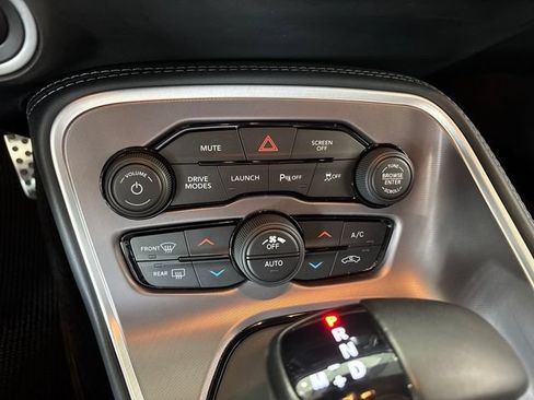 Used 2022 Dodge Challenger R/T Scat Pack RWD image 16