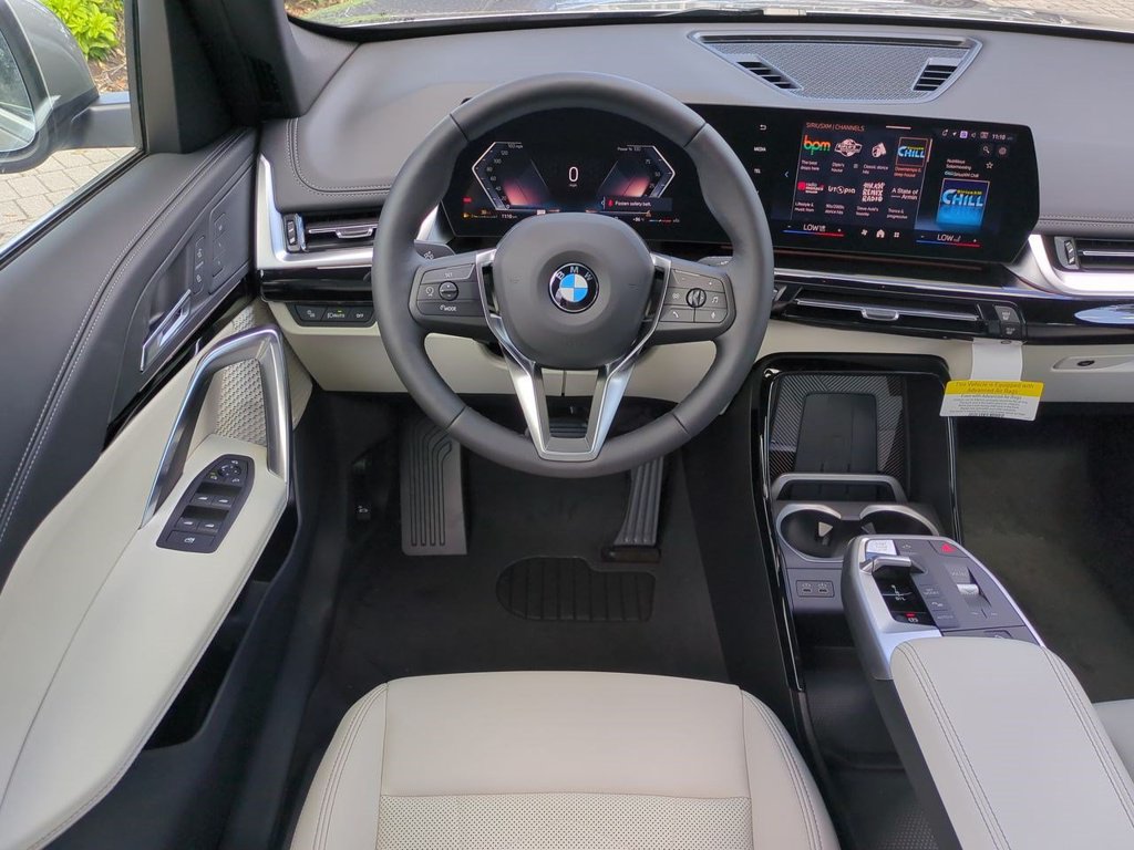 New 2027 BMW X1 xDrive28i AWD/4WD image 16