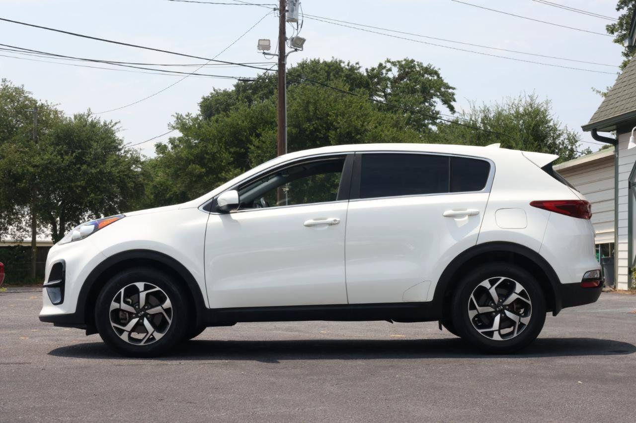 Used 2020 Kia Sportage LX FWD image 2